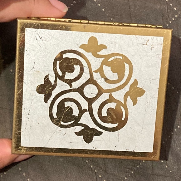 RARE Vintage Orbach’s (1923-1987) Metal Jewelry Box - Picture 3 of 10